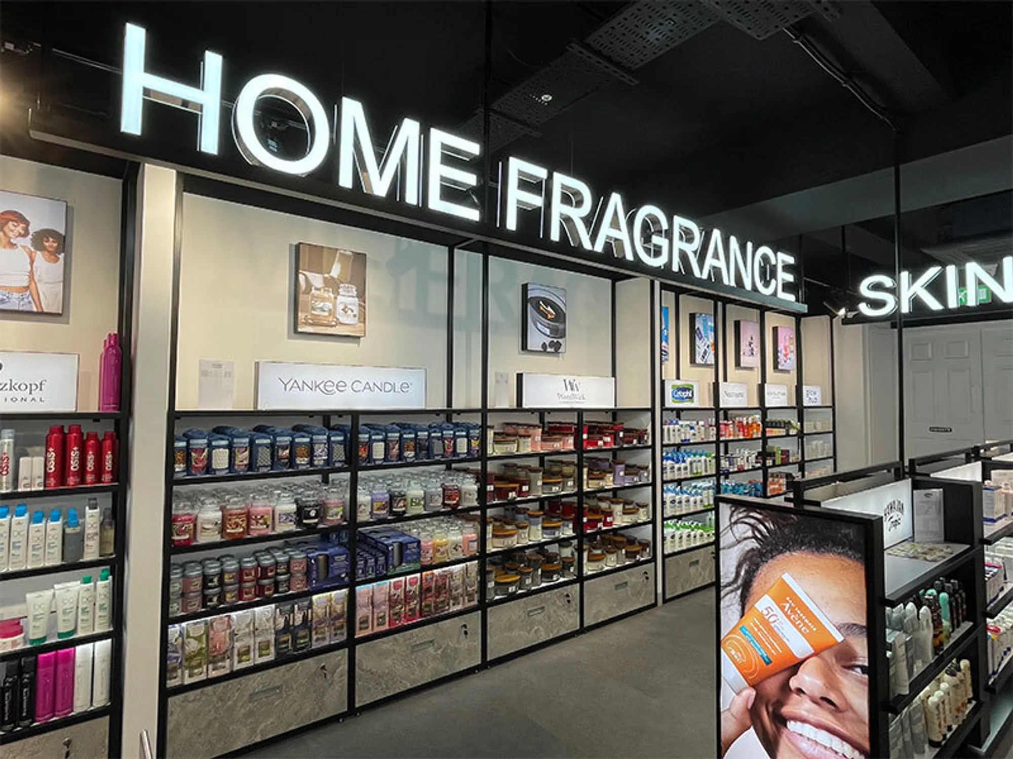 Leading beauty retailer justmylook opens their 3